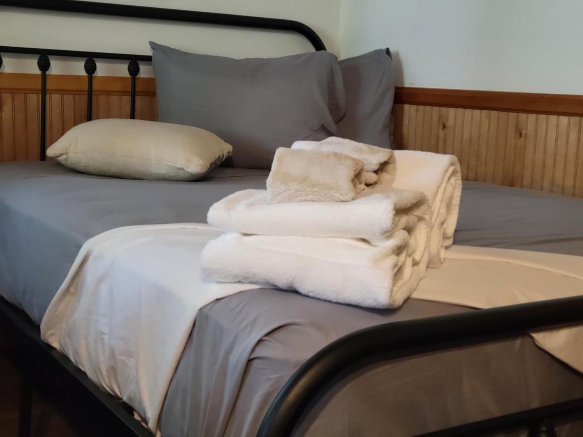 Cresta Lunar- Cozy And Modern 2 Bedroom Cabin 빅 베어 레이크 외부 사진